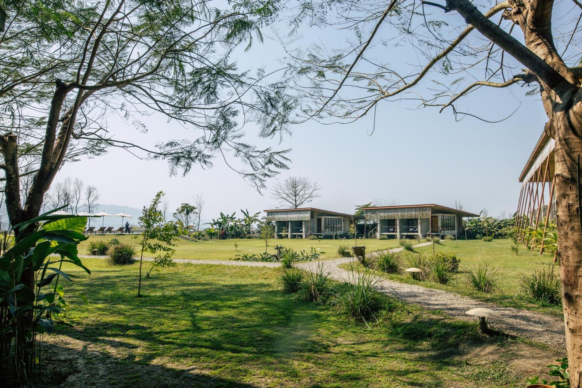 Sanctuary Chitwan National Park צ'יטוואן מראה חיצוני תמונה